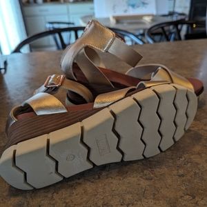 Mia wedge sandals